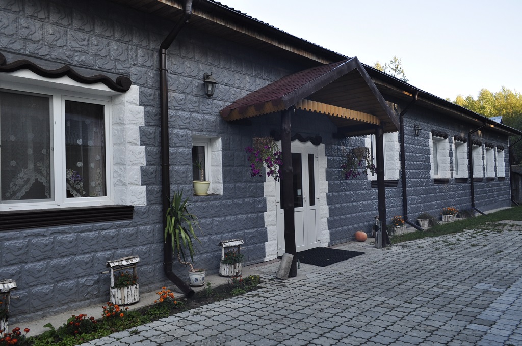 dom weselny Bora-Zdrój na skraju Puszczy Białowieskiej
